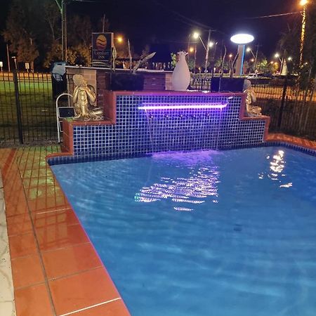 Country Plaza Motel Taree Eksteriør billede