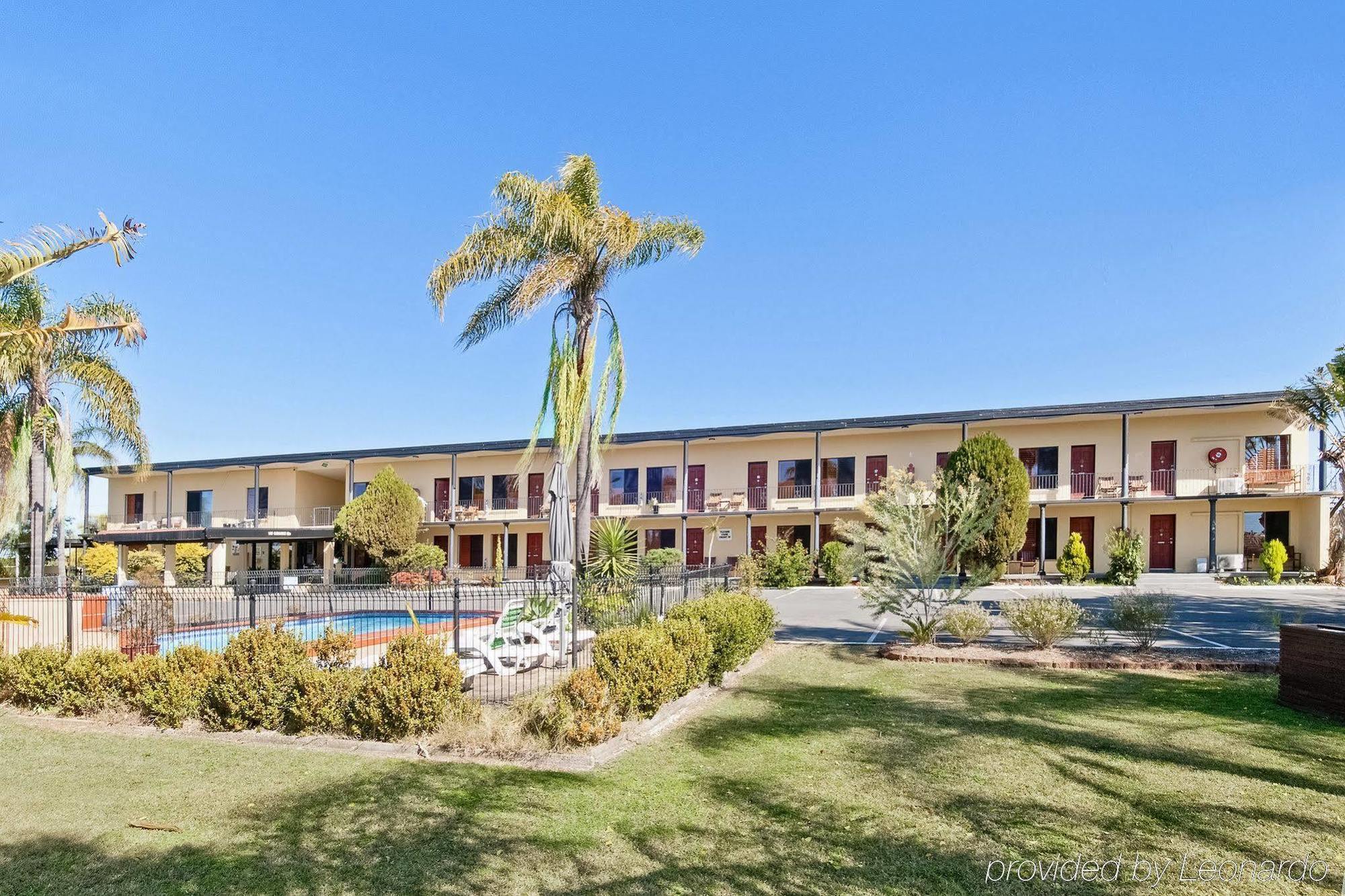Country Plaza Motel Taree Eksteriør billede