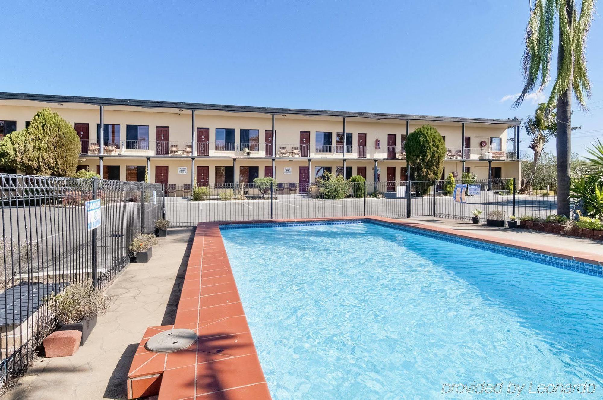 Country Plaza Motel Taree Eksteriør billede