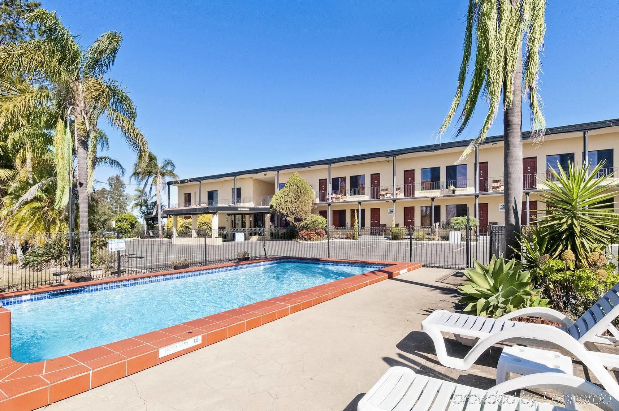Country Plaza Motel Taree Eksteriør billede